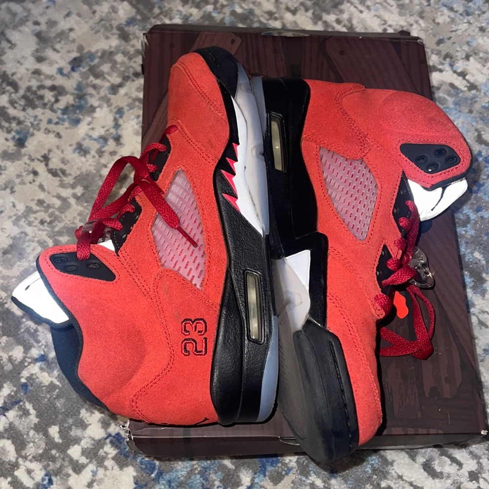 Air Jordan 5 Retro Raging Bulls 8.5